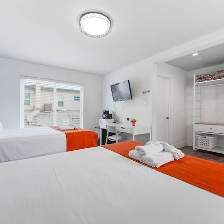 Cozy 1 Bedroom With Pool Steps From The Beach #47 Hollywood Exterior foto